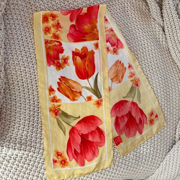 Oscar de la Renta Spring Summer Silk Tulip Scarf - Picture 3 of 8
